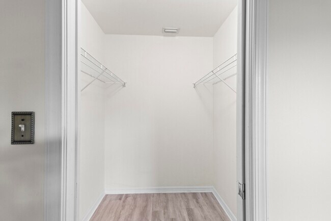 Building Photo - 26 Royal Palm Way