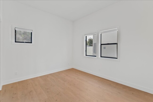 Building Photo - 3377 1/2 N. Eagle Rock Blvd.-