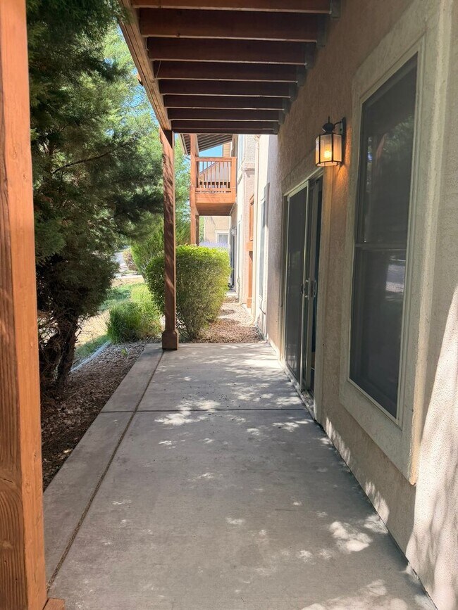 Building Photo - Awesome 2Bed 2Bath Condo Small Dog Considered!!!