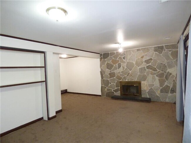 Building Photo - 794 Wheatland Cir