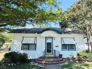 Building Photo - 311 Gibson St