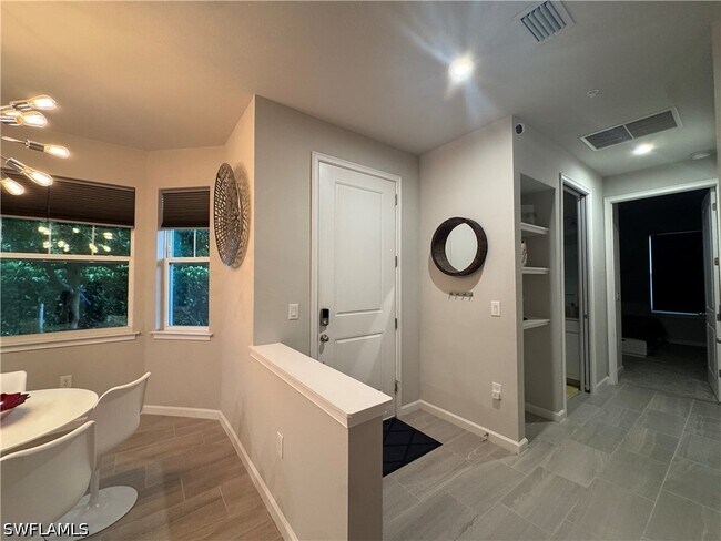 Building Photo - 4546 Arboretum Cir