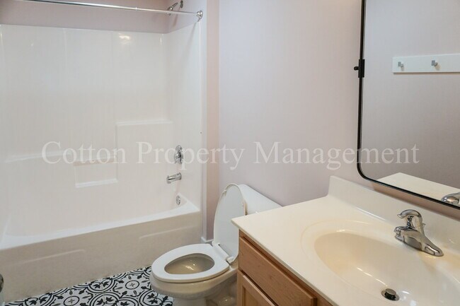 Building Photo - 2310 Wrightsville Ave