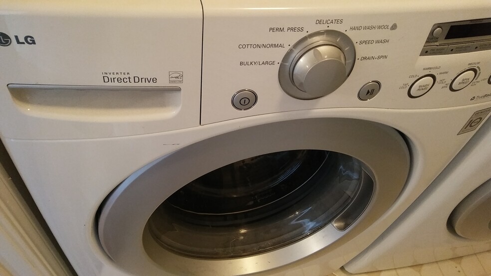 Washer - 743 Sycamore Ct