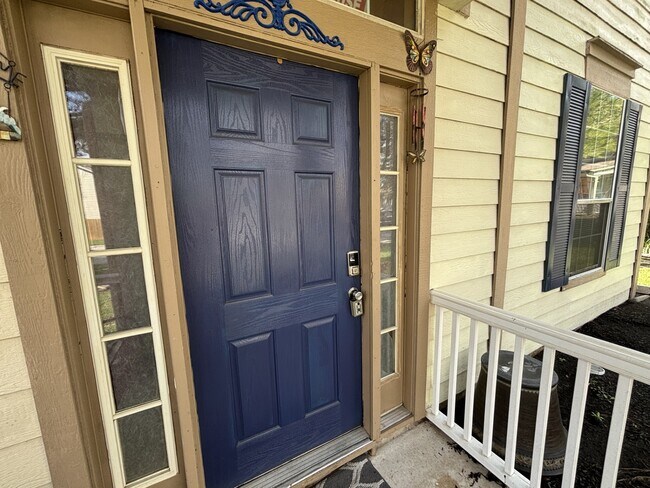 Building Photo - 23631 Twisting Falls Dr