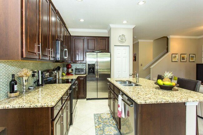 Building Photo - 10426 Wellington Parc Dr