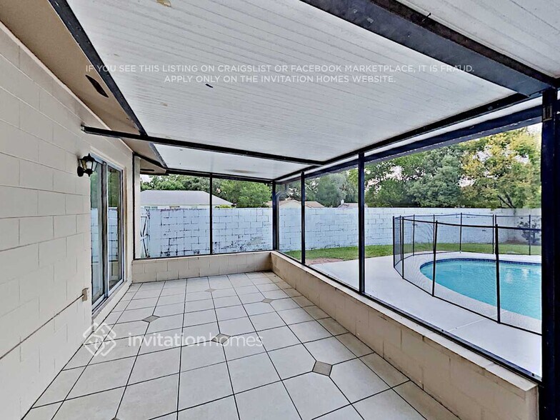 Building Photo - 907 Parson Brown Way