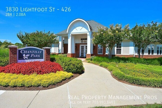 Building Photo - 3830 Lightfoot St