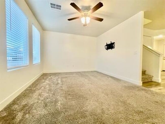 Building Photo - Beautiful 4-Bedroom Modern Home in St. George