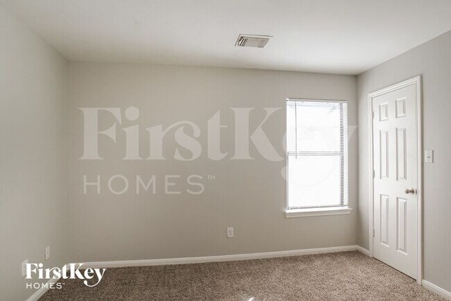 Building Photo - 3007 La Estancia Ln