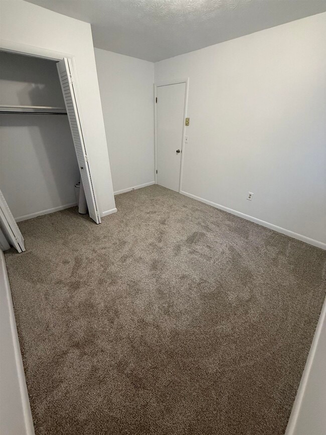 Building Photo - 1045 Moore St