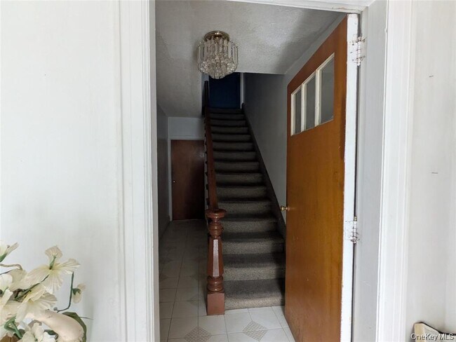 Building Photo - 257-15 148th Ave