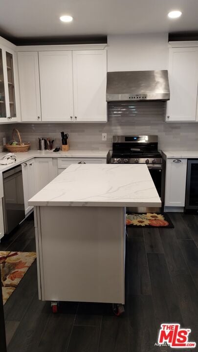 Building Photo - 2656 Van Buren Pl