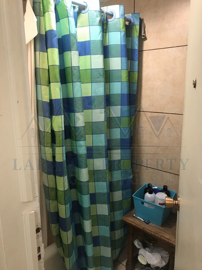 Building Photo - Studio Apartment