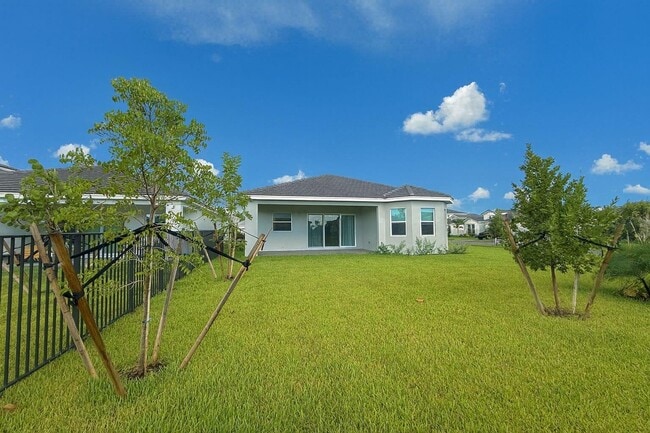 Building Photo - 5703 Lodgepole Ln