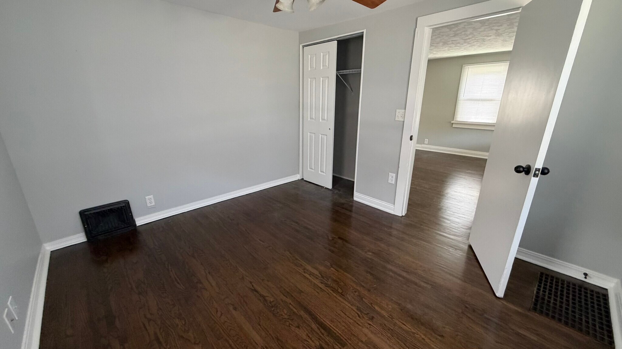 Building Photo - 4815 Lexington Blvd