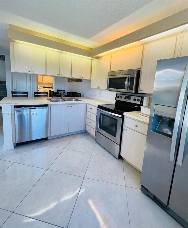 Building Photo - 3901 Medford Ct