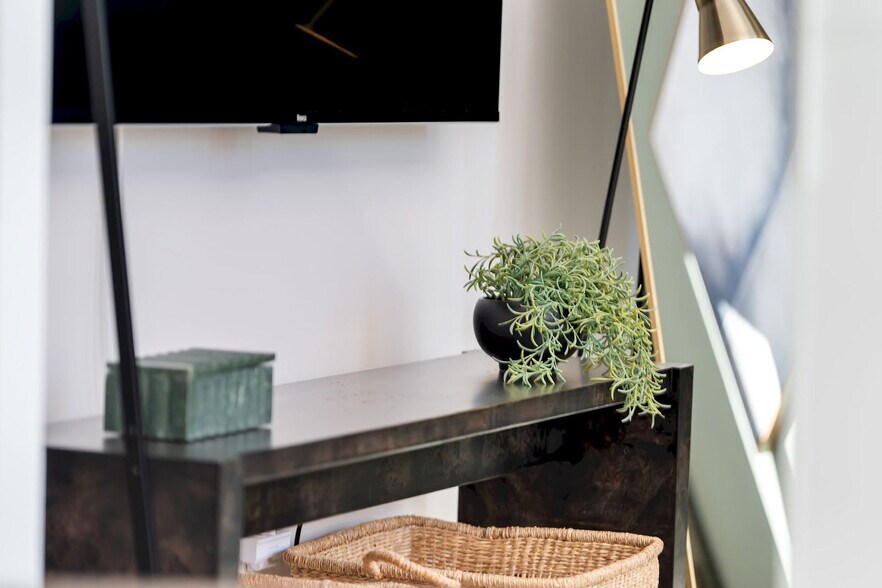 Building Photo - 188 Lafayette St