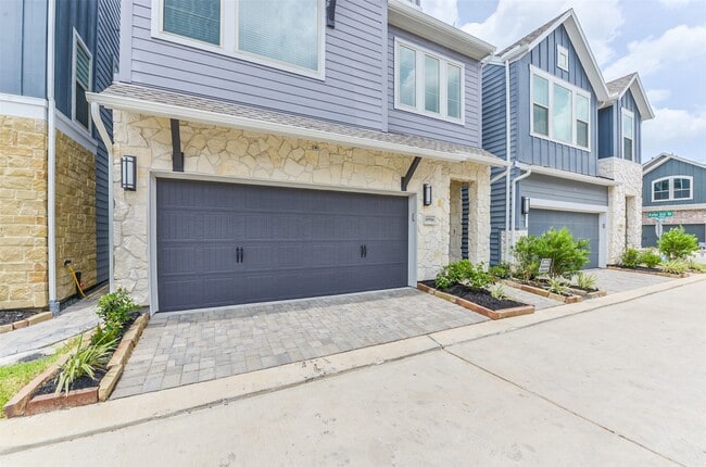 Building Photo - 10916 Keaton Landing Dr