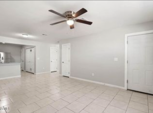 Building Photo - 3724 Keltner Ave