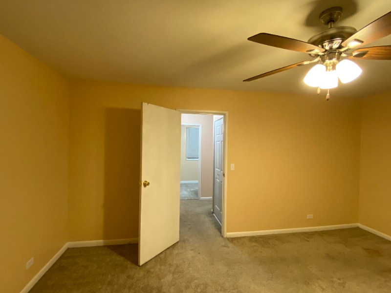 Building Photo - 519 Racine Ln