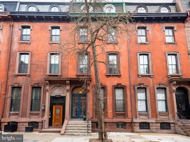 Building Photo - 2122 Spruce St