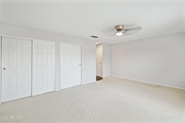 Building Photo - 5601 N 79th St