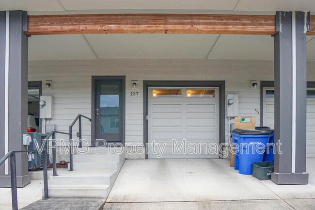 Building Photo - 137 N 44th Pl