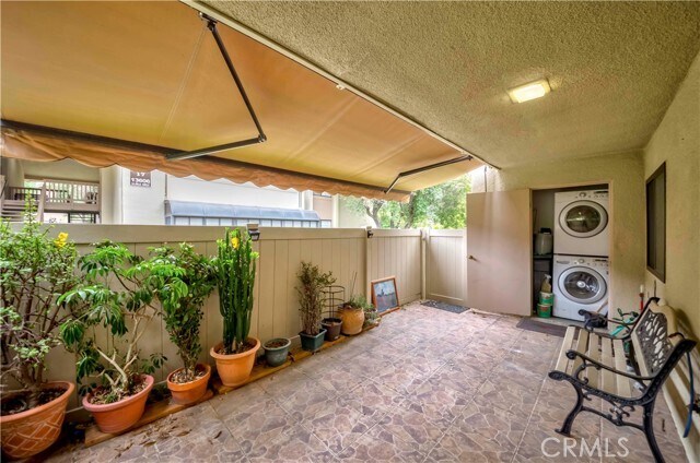 Building Photo - 13602 La Jolla Cir