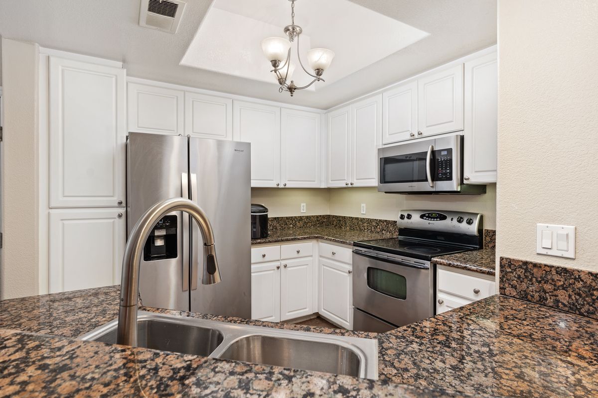 Building Photo - 4155 Executive Dr