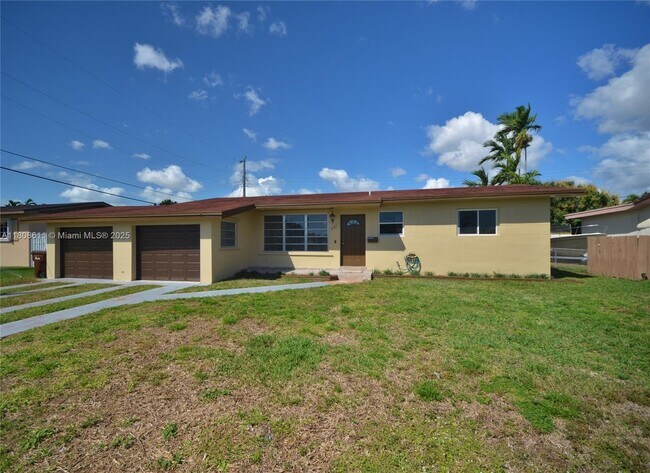 Primary Photo - 481 W 55th Pl