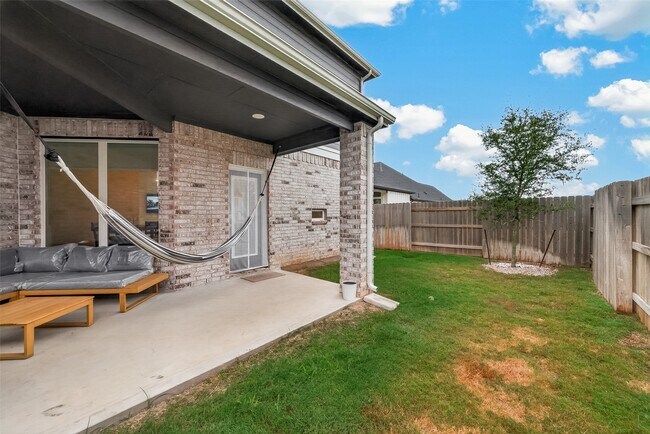 Building Photo - 7803 Swooping Swallow Ln