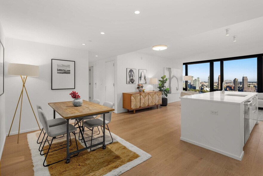 Building Photo - 685 1st Ave