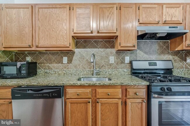 Building Photo - 2647 Longbow Ct