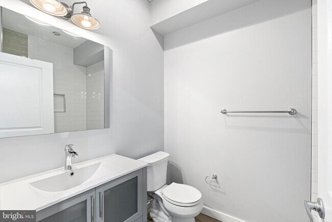 Building Photo - 3016 Baltz St