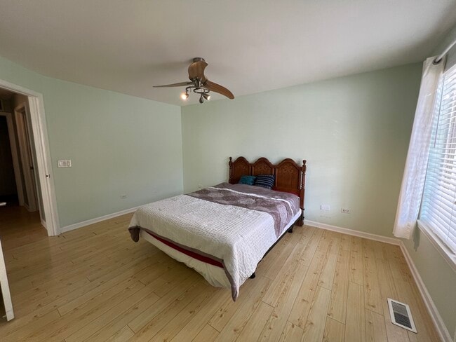 Building Photo - 157 Concord Ln