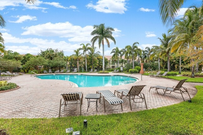 Building Photo - 10336 Fox Trail Rd S