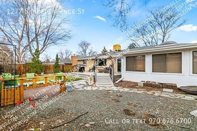 Building Photo - 1277 S Independence St