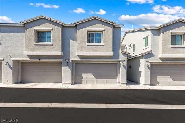 Building Photo - 2860 Sunflower Days Ave