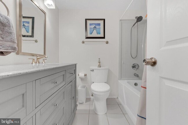 Building Photo - 8271 Raindrop Way