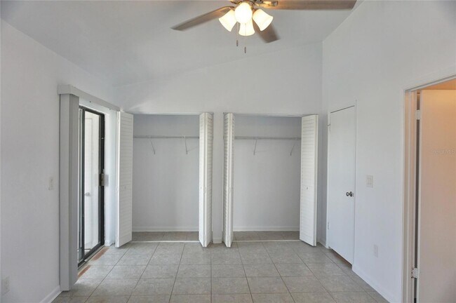 Building Photo - 504 Orange Blossom Dr