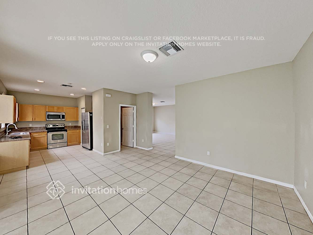 Building Photo - 5821 Azalea Cir