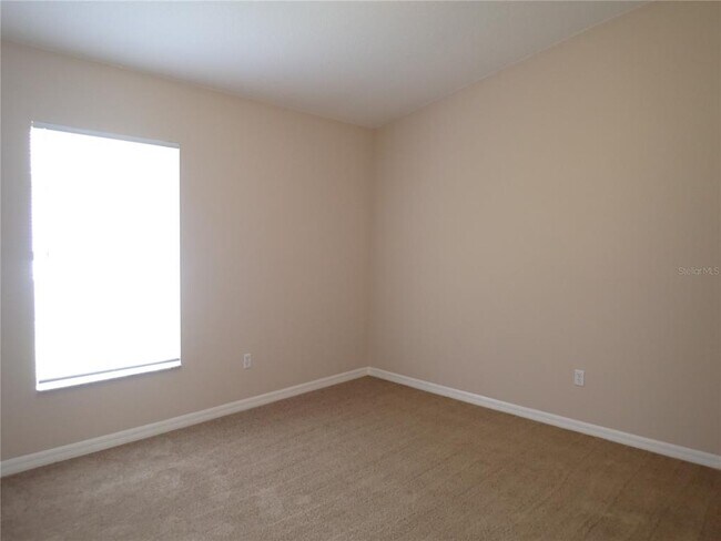 Building Photo - 132 Berkshire Ln