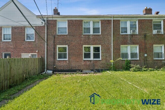 Building Photo - 1664 E Cold Spring Ln