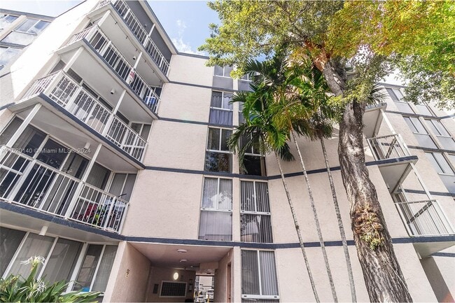 Building Photo - 6995 NW 186th St