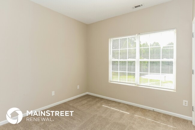 Building Photo - 154 Mineral Springs Ln