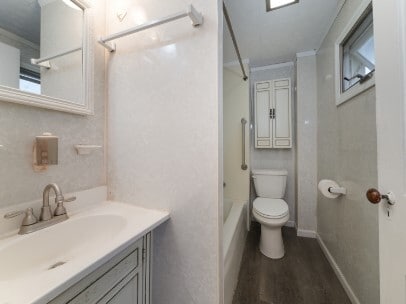 Building Photo - 81 Madison St