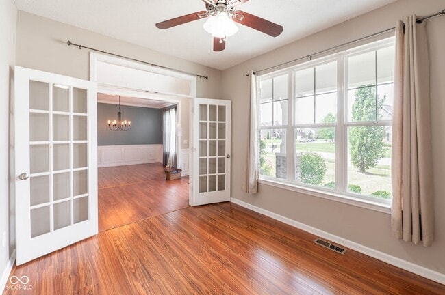 Building Photo - 1325 Brentford Ln