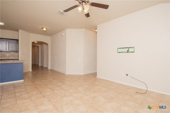 Building Photo - 1707 Gigante Dr