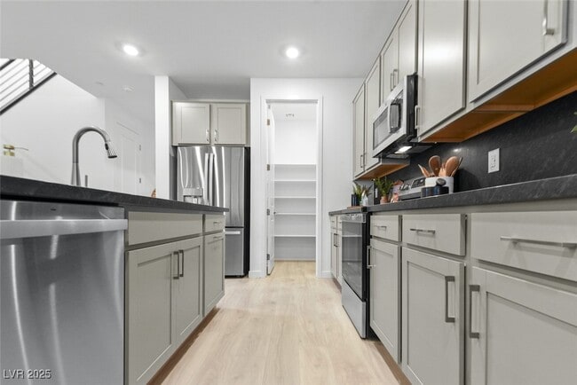 Building Photo - 1507 Hopeful Lark Ln